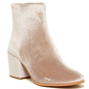 💫NEW! Dolce Vita Mirra Ankle Boots💫